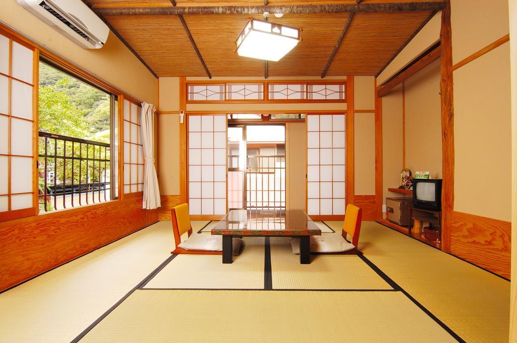 Sansou Nagisa Hotel Isehara Стая снимка